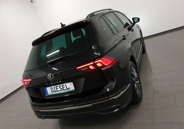 Volkswagen Tiguan cena 134999 przebieg: 141000, rok produkcji 2021 z Głuszyca małe 781